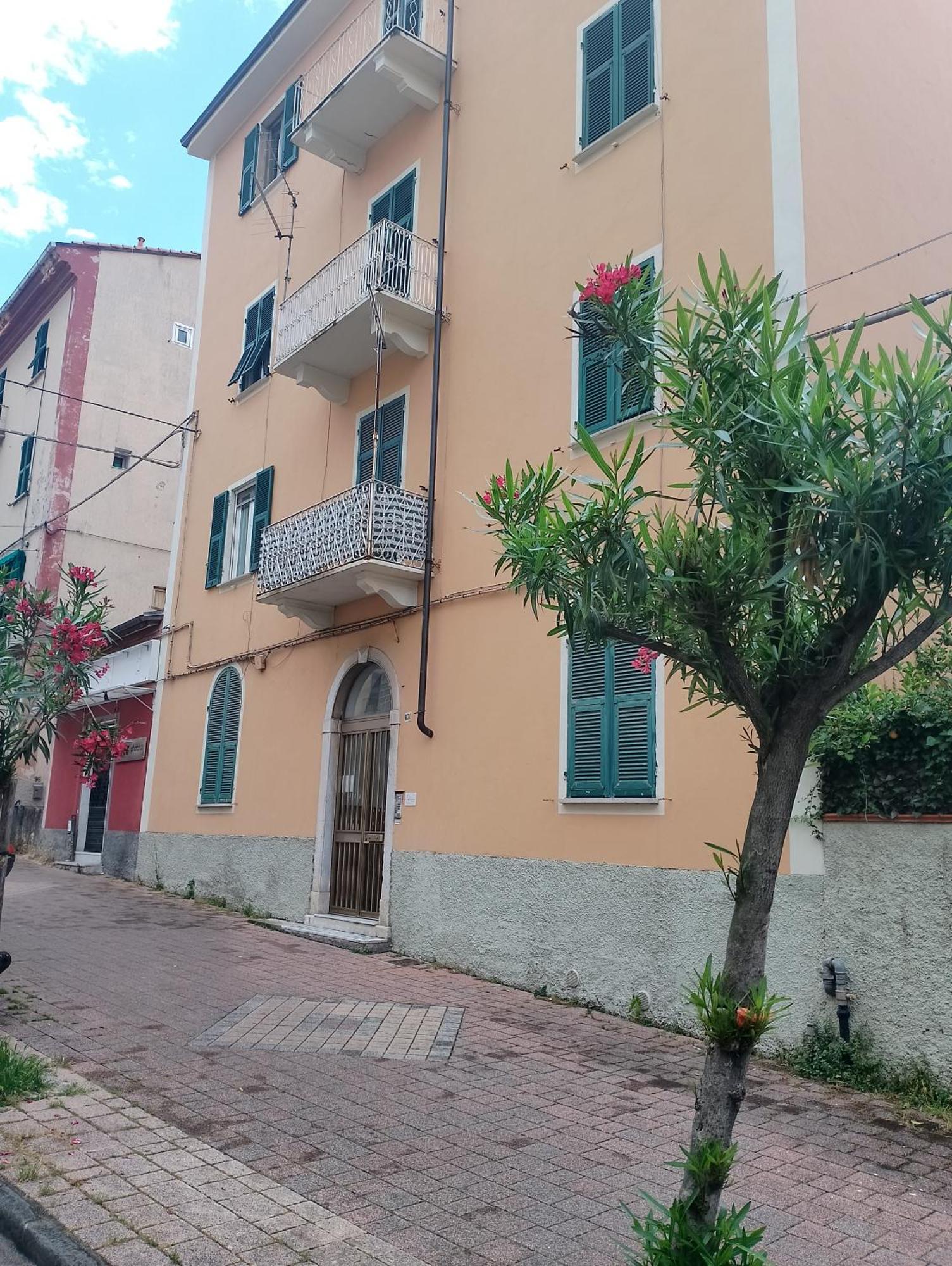 Margherita - Citra 011015-lt-1929 * La Spezia